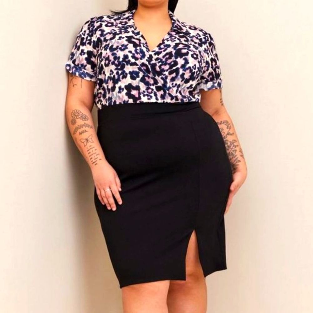 ❤️NWT TORRID DRESS - MIDI FLORAL - SIDE SLIT - STUDIO CREPE - PLUS SIZE